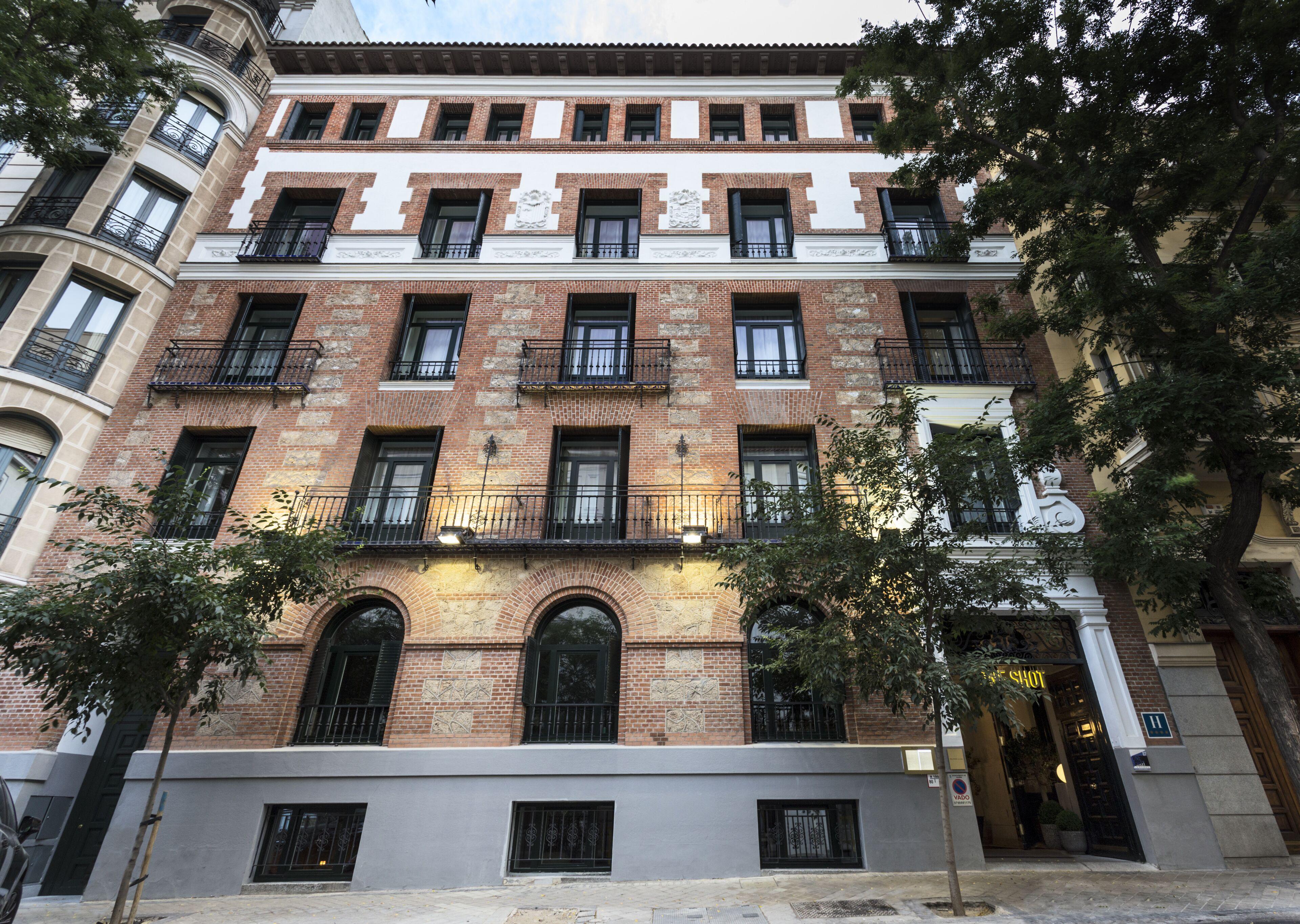 One Shot Fortuny — Photos 2